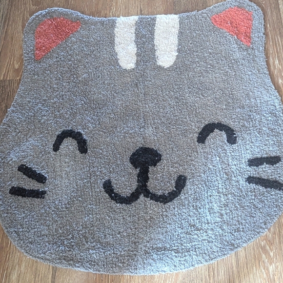 NEW Cat shaped Rug - Picture 5 of 5